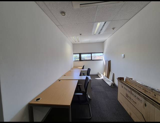 530M² OFFICE TO LET IN SANDTON CENTRAL